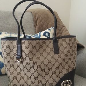 Gucci shoulder bag